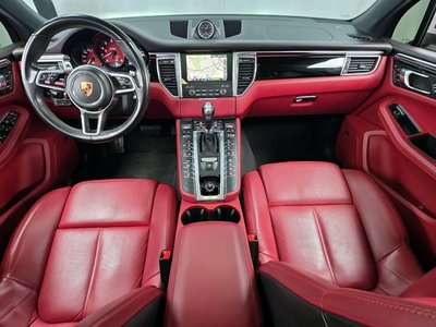 PORSCHE MACAN - 5