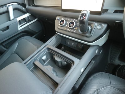 صورة مصغرة 12 لـ 2023 LAND Rover DEFENDER