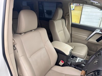 TOYOTA LAND CRUISER PRADO - 6