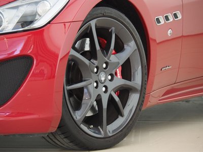 2015 Maserati GRANTURISMO 照片 4