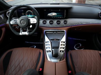 MERCEDES-BENZ GT AMG - 7