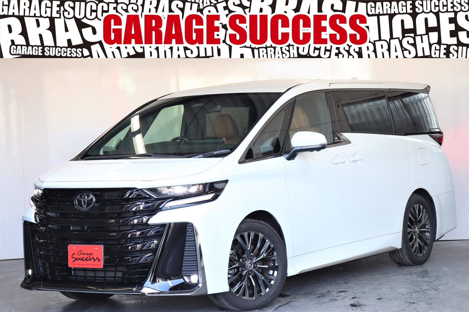 TOYOTA VELLFIRE - View 1