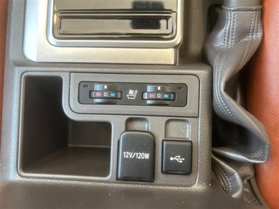 TOYOTA LAND CRUISER - 9