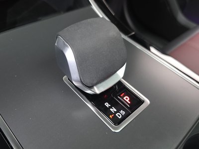 LAND ROVER RANGE ROVER VELAR - 9