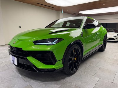 LAMBORGHINI URUS - 1