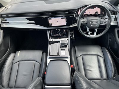 2023 AUDI Q7 photo 2
