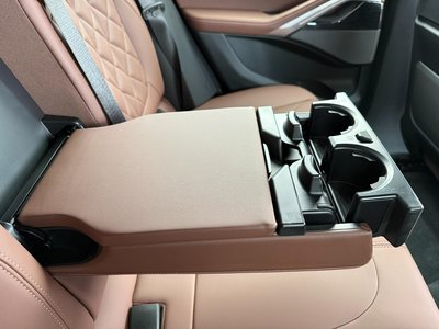2024 BMW X6 — миниатюра 15