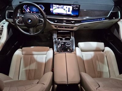 صورة 8 لـ 2025 BMW X7