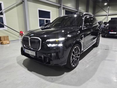 صورة 1 لـ 2025 BMW X7