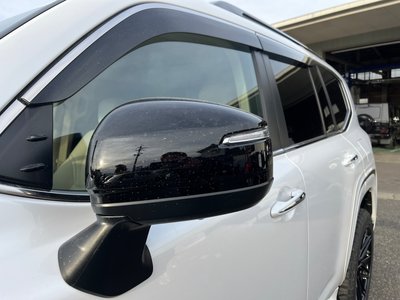 TOYOTA LAND CRUISER 300 - 7