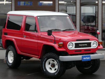 TOYOTA LAND CRUISER - 7