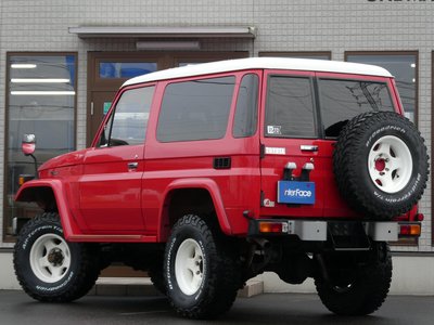 TOYOTA LAND CRUISER - 10