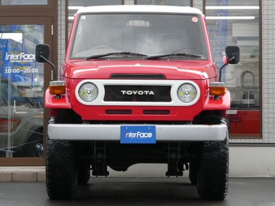 TOYOTA LAND CRUISER - 4
