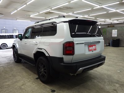 TOYOTA LAND CRUISER 250 - 9