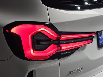 2024 BMW X3 照片 10