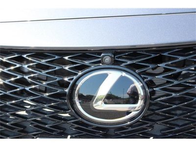 LEXUS IS - 6
