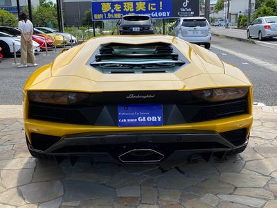 LAMBORGHINI AVENTADOR - 7