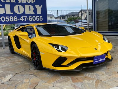 LAMBORGHINI AVENTADOR - 8