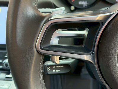 صورة مصغرة 32 لـ 2017 Porsche 718