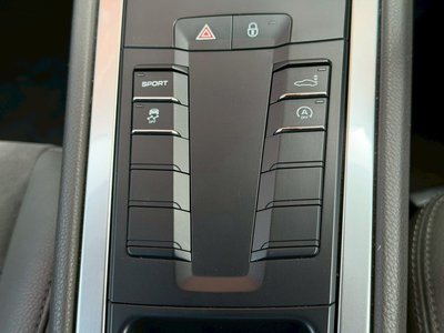 صورة مصغرة 46 لـ 2017 Porsche 718