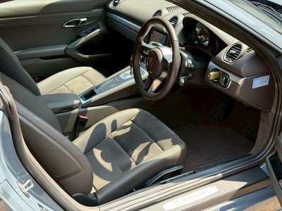 صورة مصغرة 23 لـ 2017 Porsche 718