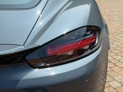 صورة مصغرة 14 لـ 2017 Porsche 718