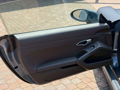 صورة مصغرة 30 لـ 2017 Porsche 718