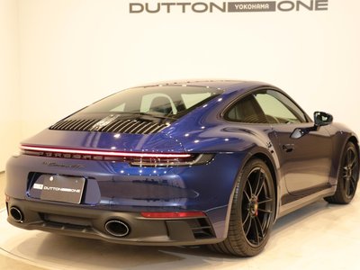 PORSCHE 911 - 9