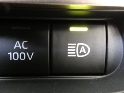 TOYOTA CROWN SPORT - 9