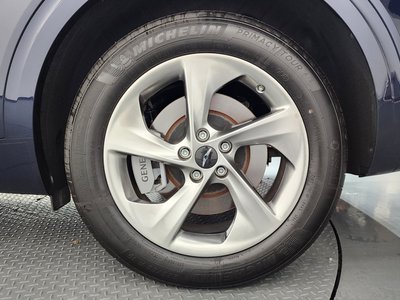 2024 Genesis GV70 photo 8