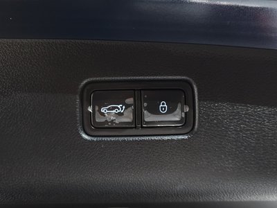 2024 Genesis GV70 — миниатюра 33