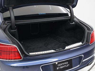 BENTLEY FLYING SPUR - 7