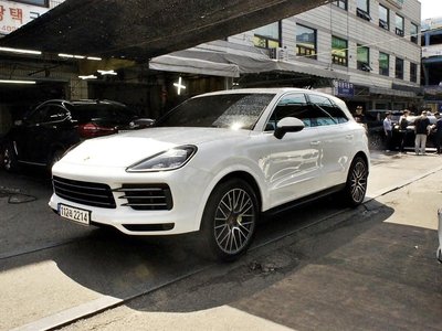 PORSCHE CAYENNE - 5