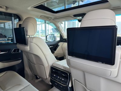 TOYOTA LAND CRUISER 300 - 3