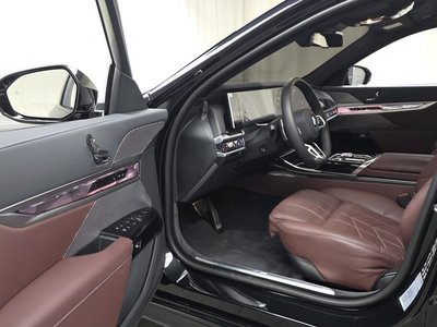 2025 BMW 7 SERIES 缩略图 13