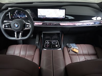 BMW 7 SERIES - 5