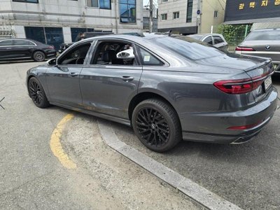 صورة 3 لـ 2021 AUDI A8