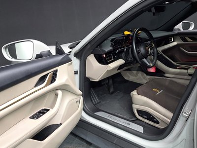 2024 Porsche TAYCAN 缩略图 11