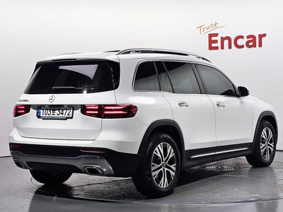 MERCEDES-BENZ GLB - 4