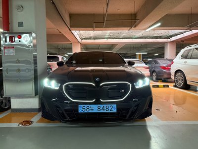 BMW I5