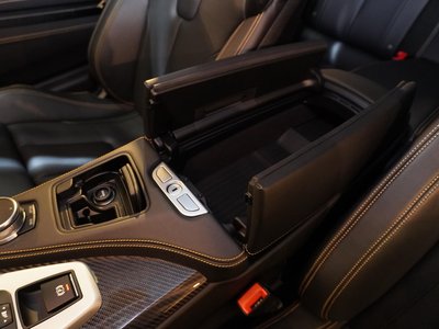 2016 BMW M6 缩略图 68