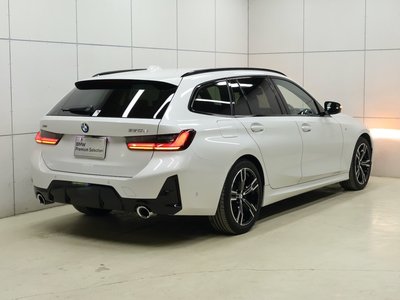 2025 BMW 3 SERIES TOURING photo 9