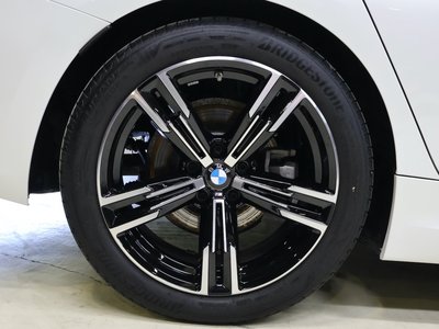 2025 BMW 3 SERIES TOURING photo 4