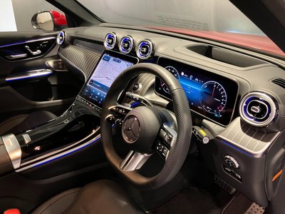 2024 Mercedes-BENZ GLC — миниатюра 12
