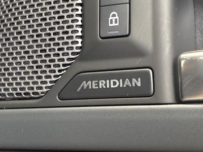LAND ROVER DEFENDER - 9