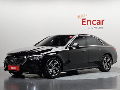 MERCEDES-BENZ E-CLASS - 1