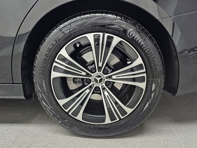 MERCEDES-BENZ E-CLASS - 8