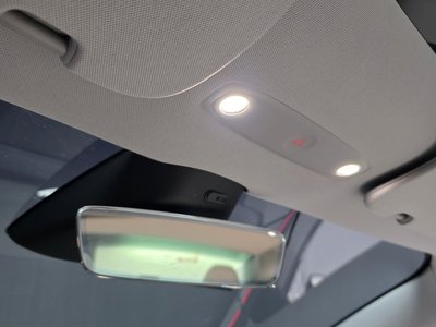 2024 Tesla MODEL 3 — миниатюра 23