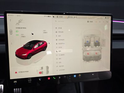 2024 Tesla MODEL 3 — миниатюра 25