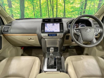 TOYOTA LAND CRUISER - 2